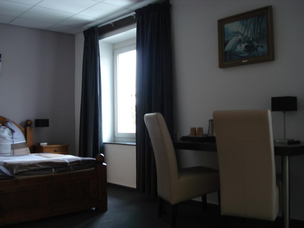 Hotel Restaurant Fritz Gronau  Bagian luar foto