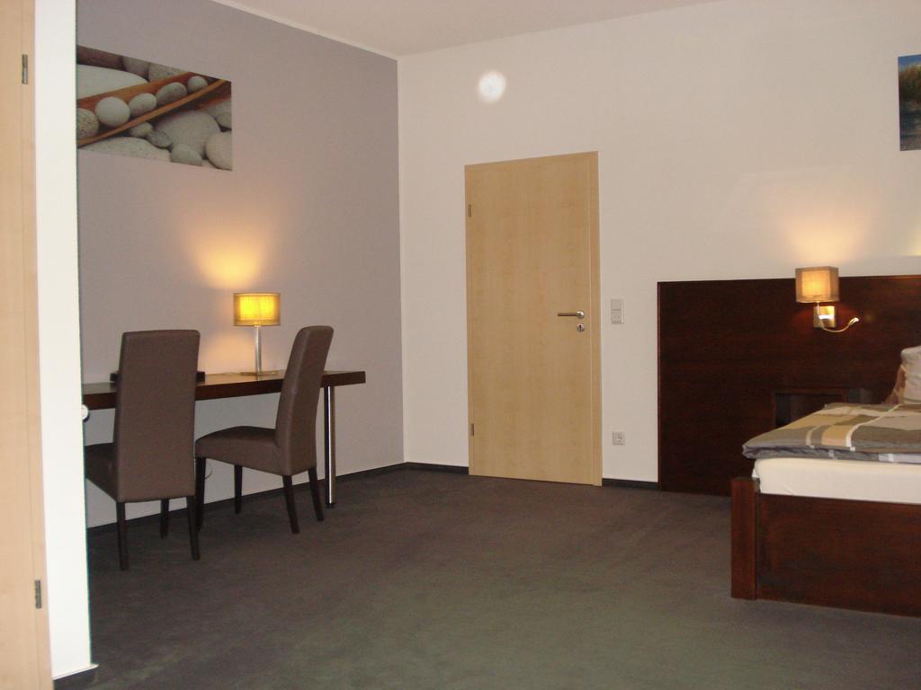Hotel Restaurant Fritz Gronau  Bagian luar foto